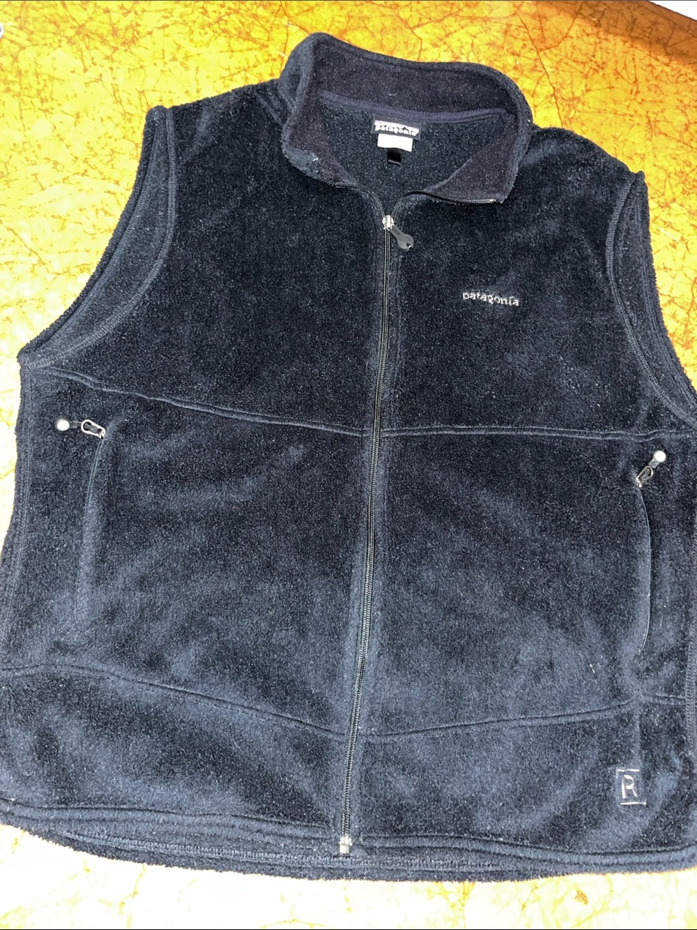 Patagonia Men’s Black Full-Zip Fleece Vest Sz XL